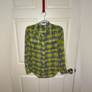 Two by Vince Camuto blouse